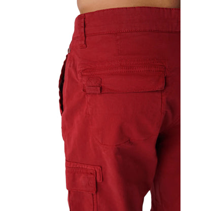 Stylish Scarlet Cargo Shorts with Functional Pockets