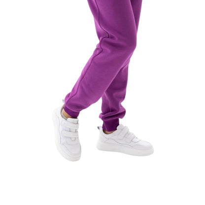 Plush Purple Tracksuit for Comfort and Style