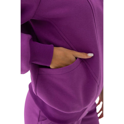Plush Purple Tracksuit for Comfort and Style