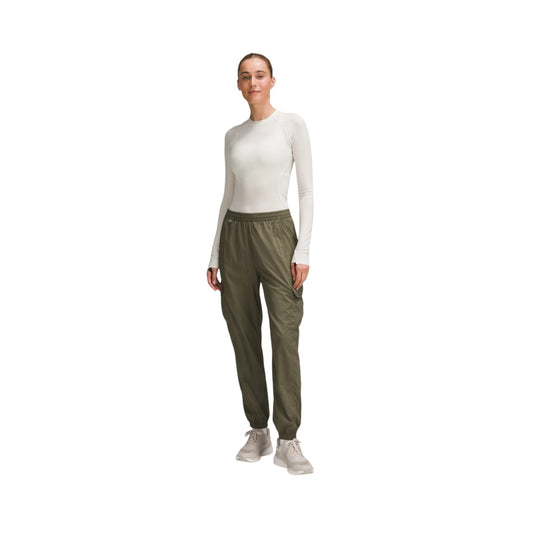 Mid-Rise Lightweight Hiking Cargo Pants